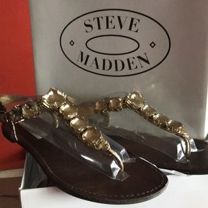 STEVE MADDEN GOLD GEM GLADIATOR SANDAL